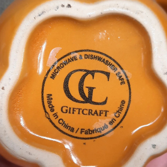 Giftcraft Thanksgiving Pumpkin Hand Warmer Ceramic Mugs  12oz  Set of 2 - Picture 4 of 7